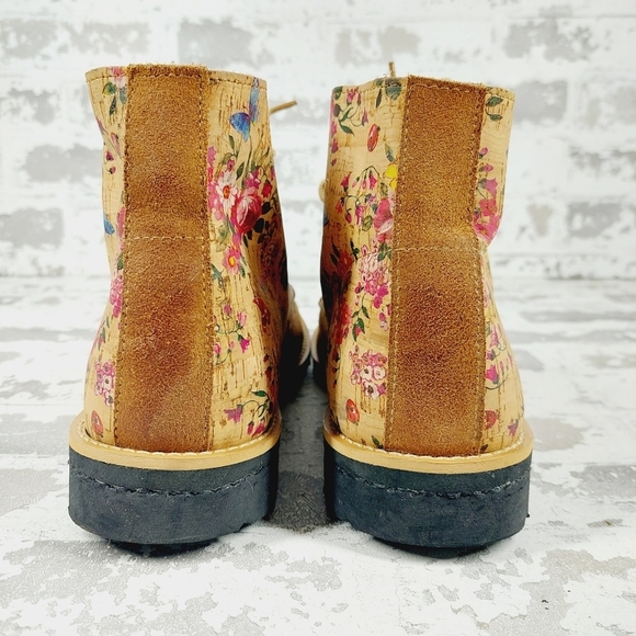 NEW Pneu by Borex Brown Floral Lace Up Chukka Boho Ankle Boots H564 - Picture 6 of 10